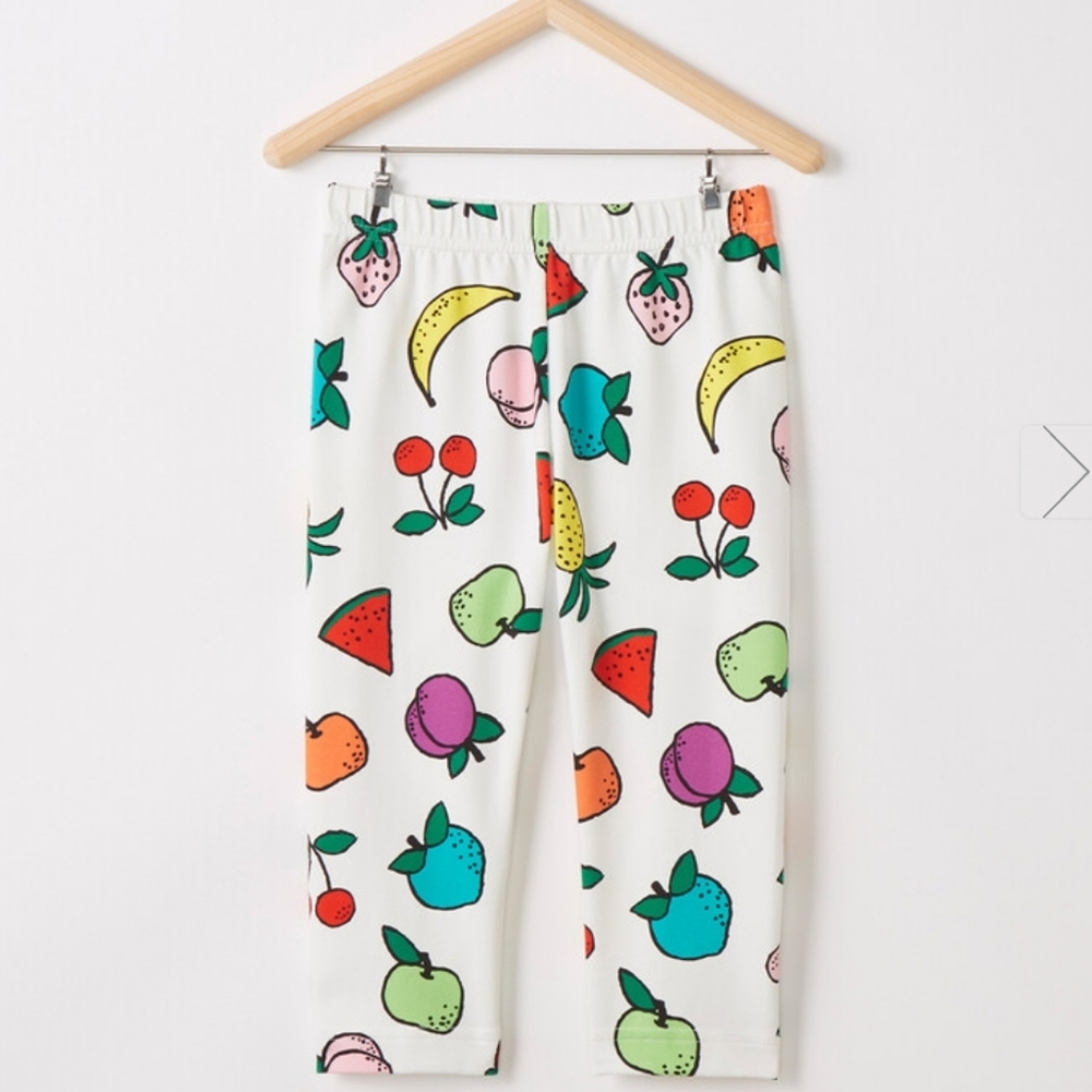 NWT Chasing Summer Capri Leggings in Hanna White.